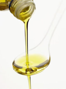 If Your Olive Oil Tastes Like This, It Could Help Fight Cancer Cells